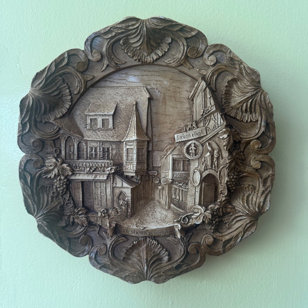 Unbranded Rudesheim Drosselgasse Wall Plaque OS Brown Excellent 3D Relief German - Picture 5 of 8